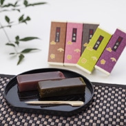 あん一筋約50年の製餡メーカーが作った ミニ羊羹15個入 5種類 各3個 かねご製餡株式会社・青森県