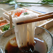 M-芳醇1kg木箱　玉井製麺所　奈良県　本物志向の方へ。真っ白な麺の美しさ、芳醇な風味と食感の国産小麦100％の素麺