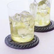 いぶし瓦コースター Aセット5枚 孫七瓦工業株式会社 奈良県 日本家屋の代表素材「瓦」を使用した、高吸水コースター