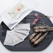 炭火焼焼あごだしパック35包 有限会社マルイ水産商事 長崎県 手軽に料亭の味を楽しめる、焼あご100%の天然だしパック