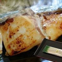 仙台名物牛タンと西京漬け詰め合わせ〔牛タン・吟醤漬3種(沖目鯛 寒さわら 本目抜)〕