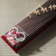 観賞用ミニ琴“琴太朗君” 有限会社たましげ 山口県 日本国内に現存する数少ない琴工房が丹精込めて造り上げた観賞用のミニ琴