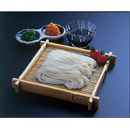 GS-S 五島手延うどん協同組合 長崎県 長崎・五島特産の手延べうどんと、風味のよいあごだしスープをセットにしました