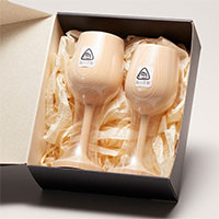 桐村製材 京都丹州桧 ワイングラス風ぐい呑み 大小セット〔内径5.0cm×高さ17cm・内径5cm×高さ16cm〕