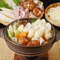 煮込みうどん&やわらか地鶏きりたんぽセット2~3人前〔きりたんぽ、饂飩、鶏、スープ、こんにゃく、野菜〕