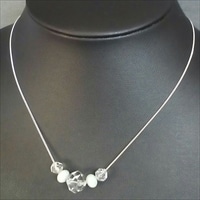 水谷水晶研磨工業 水晶切子 糸魚川翡翠ネックレス〔ネックレス40cm～45cm・化粧箱付専用ケース〕