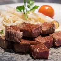 牛ヒレサイコロステーキ 〔500g×2〕 牛肉