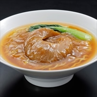 赤坂四川飯店監修 ふかひれ姿煮麺 〔(スープ300g、めん200g、ふかひれ150g)×2〕 ラーメン