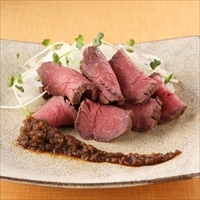 鈴なり監修 国産牛ローストビーフ 〔ローストビーフ400g、ごぼうソース40g〕 肉惣菜