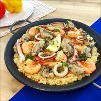 フライパンで簡単 牡蠣のパエリアセット 3～4人前 〔具340g、スープ630g、パエリア専用米300g〕 冷凍食品