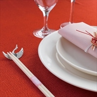 錫箸置き 夫婦鶴 〔大20g(幅5×奥行2.8×高さ1cm)・小18g(幅4.5×奥行2.5×高さ0.9cm)〕 箸置き 竹中銅器