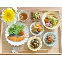 季節のおすすめごちそうセット A 〔黒酢酢豚・牛すじのどて煮・鮭の塩焼き・筑前煮 ほか全7種〕 惣菜 おかず【北海道・沖縄・離島 お届け不可】