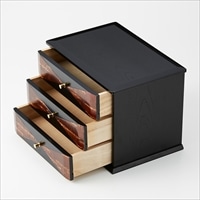 樺細工 和らく 三ツ引き 〔約幅29.5×奥行20×高さ21.5cm、約2.15kg〕 アクセサリーケース 小物入れ 冨岡商店