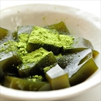 京わらびもちと京くずきりセット 〔(京わらびもち320g、抹茶きな粉12g)×2、(京くずきり100g、抹茶粉蜜7g)×2〕 和菓子