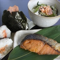 村上の塩引鮭 粗ほぐし 〔100g×5〕 鮭フレーク