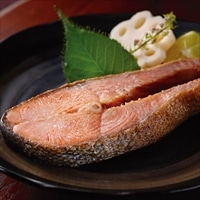 吉野商店 鮭寿姿 筒切り 北海道産 寒干し鮭 〔約2.5kg(17~20切)〕 鮭切り身