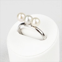 アコヤ真珠 3珠 5.0-5.5mm フリーサイズ パール リング 〔サイズ:フリー(#9~13)〕 指輪 アクセサリー