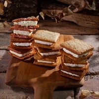 CHEESE CAVERY サンドクッキーギフト〔チーズサンド・チーズサンド福津ハニー・チーズサンドあまおう 各35g×6〕 スイーツ