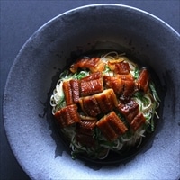 令和のあなご 蒲焼 〔蒲焼穴子80g×4、あなごのたれ12g×4〕 惣菜 冷凍