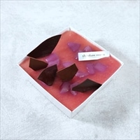 スイーツボックス 白金ティラミス 桃〔底95mm×95mm×高さ40mm〕スイーツ 冷凍