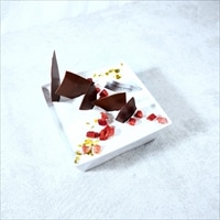 スイーツボックス 白金ムースフロマージュ〔底95mm×95mm×高さ40mm〕スイーツ 冷凍