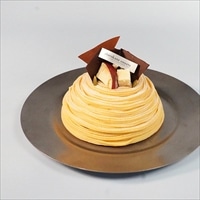 白金スイーツ シルクスイートのモンブラン ギフト〔5号(直径15cm)〕ケーキ 冷凍