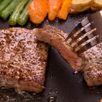 お徳用 味付 サーロインステーキ〔1kg(約6～8枚)〕牛肉 ステーキ肉