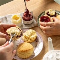 TEA ROOM KIKI クリームティー ギフトセット〔スコーン、クリーム、ラズベリージャム〕スコーン ジャム