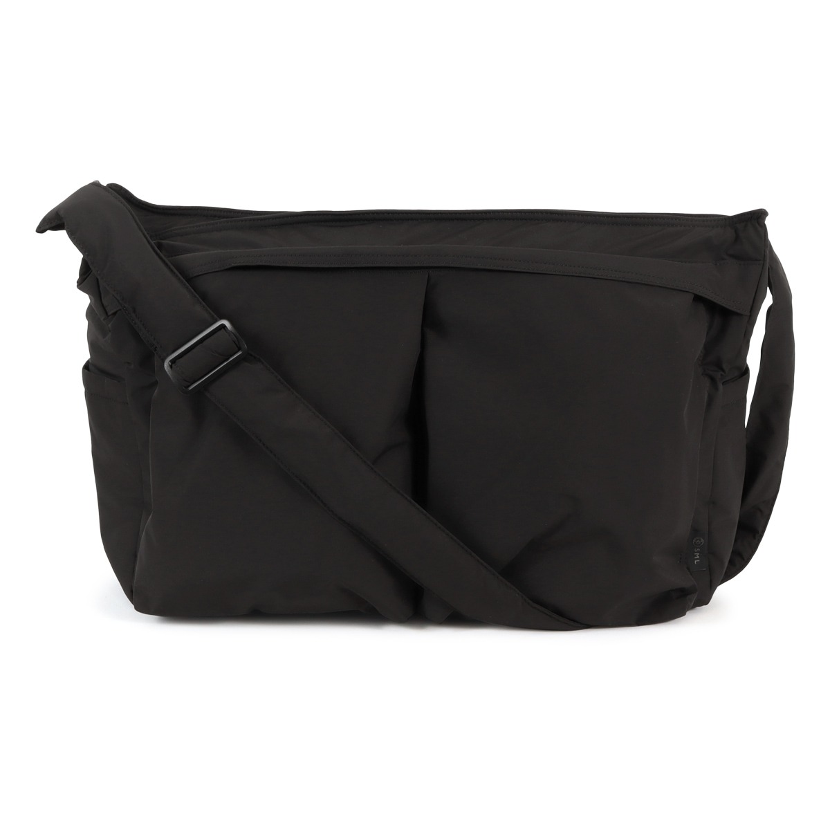 SML エスエムエル ショルダーバッグ 撥水 軽量 防汚 メンズ レディース K904095 JUDE ユダ 大きめ 大容量 ジム 旅行 アウトドア BLACK 【10】BLACK -