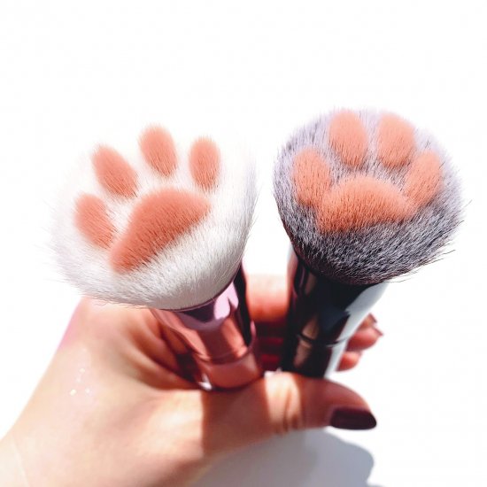 [sugar.C beauty]NIKU-KYU MAKE UP BRUSH ニクキュウ メイクアップブラシ