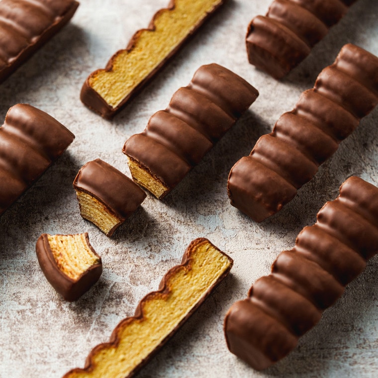 お歳暮 冬ギフト ユーハイム バウムバトン15 5個入 内祝い 洋菓子 焼き菓子 個包装 プレゼント ブランド 手土産