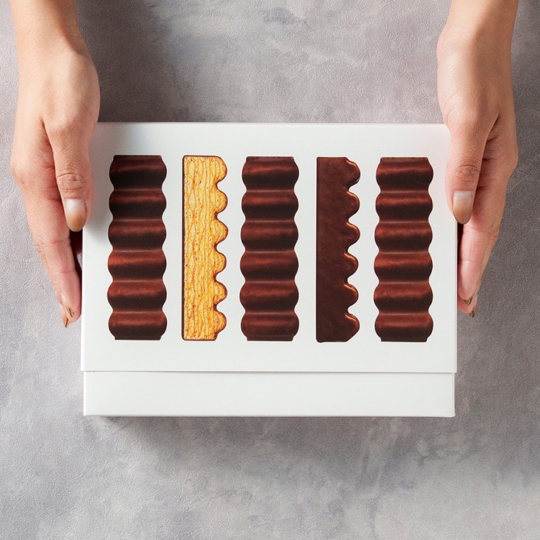 お歳暮 冬ギフト ユーハイム バウムバトン15 5個入 内祝い 洋菓子 焼き菓子 個包装 プレゼント ブランド 手土産