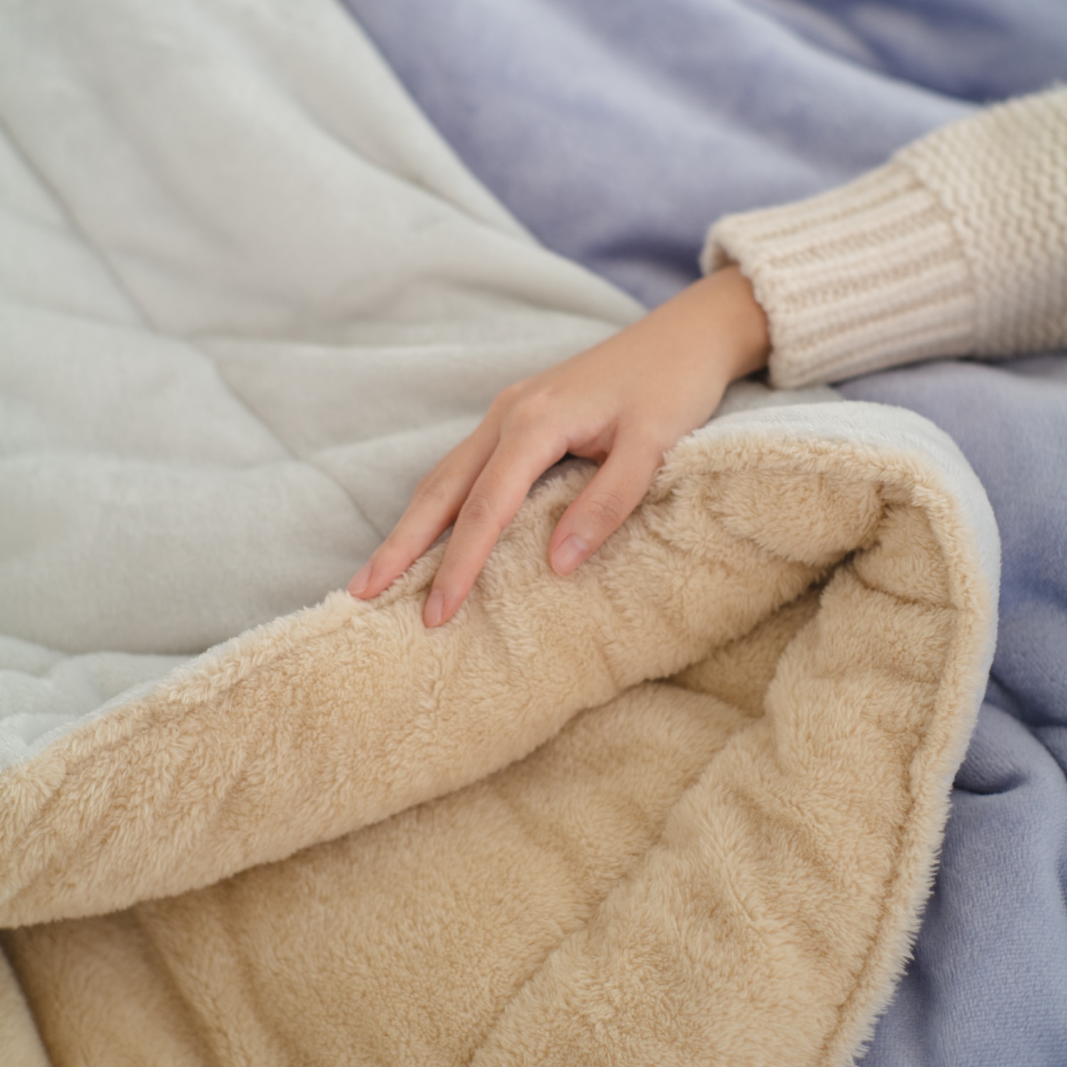 nishikawa【西川】hauu(はう) もちもちブランケット リバーシブルタイプ ベージュ シングル 送料込み beige/ベージュ ヨコ140×タテ200cm