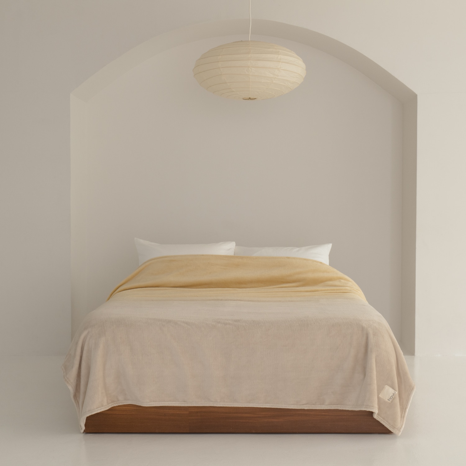 hauu モチモチブランケット ニューマイヤー毛布 イエロー 軽量 洗える 送料無料