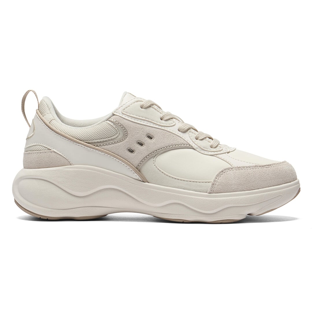 新品未使用品】CARLA カーラ 大人気ホワイト 新品未使用品】CARLA