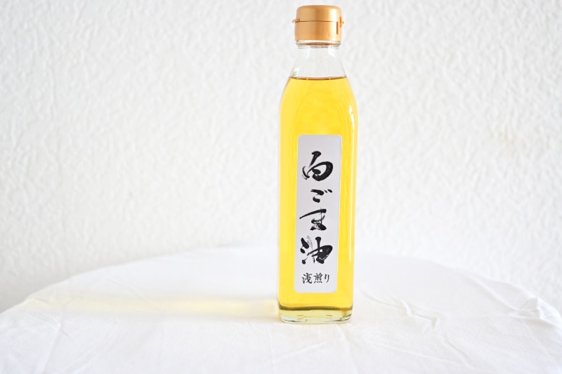 白胡麻油　浅煎り