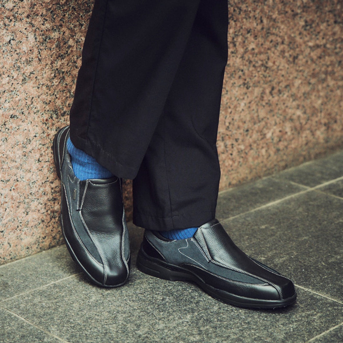 【GORE-TEX】マドラスウォーク madras Walk 「Recovery Shiatsu Insole」搭載で指圧効果により血行をよくする。 全天候快適 ゴアテックス スリッポンタウンカジュアルシューズ MW7401R BLACK/NAVY 25