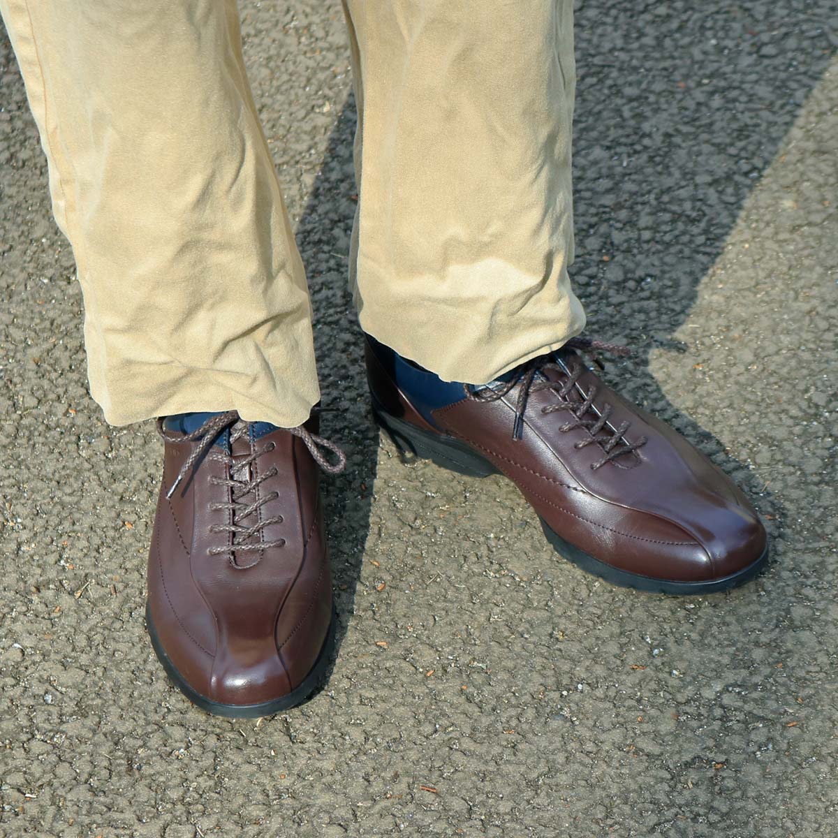 【GORE-TEX】マドラスウォーク madrasWalk 全天候快適なレースアップカジュアルシューズ MW7700