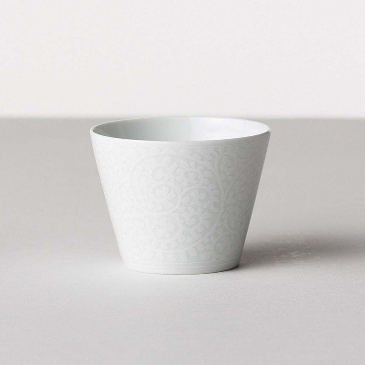 【波佐見焼】 BARBAR 蕎麦猪口大事典 和文/白 そばちょこ 蛸唐草文