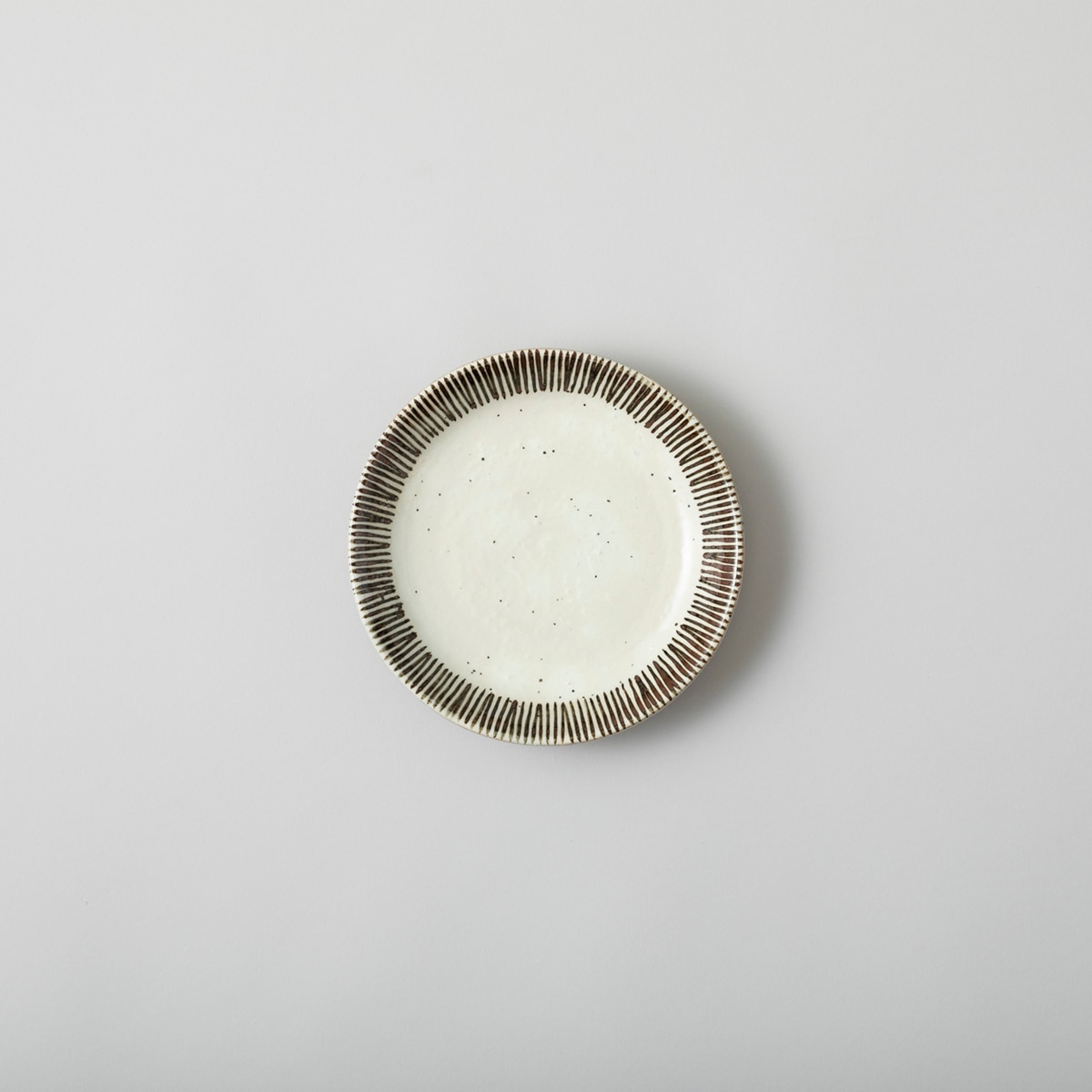 【波佐見焼】BARBAR サビ十草 中皿 16cm