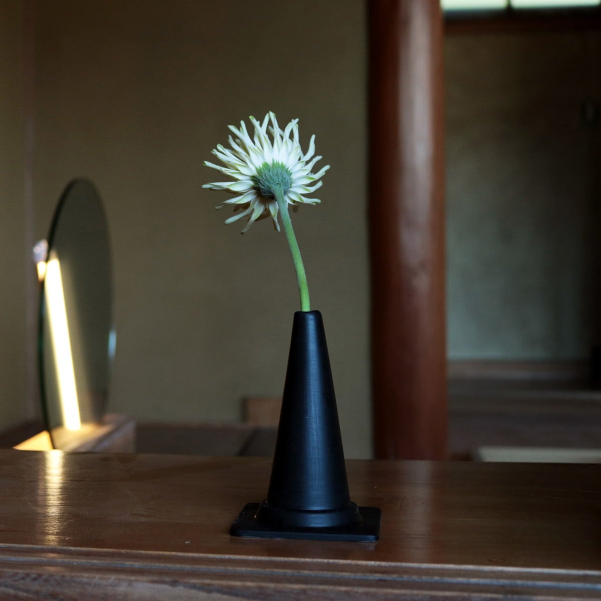 【波佐見焼】BARBAR CONE 黒 一輪挿し L