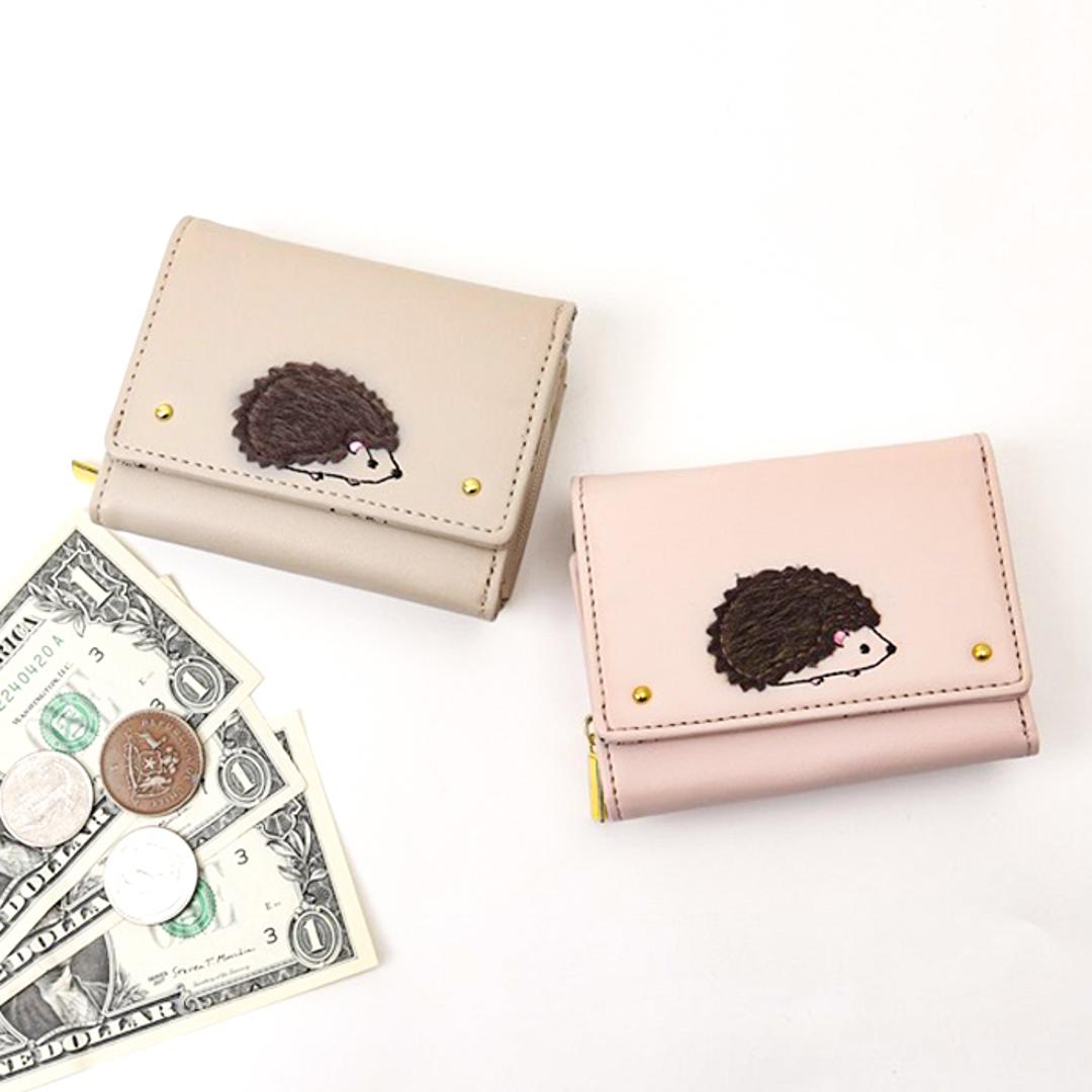 財布 レディース 三つ折り 通販 三つ折り財布 三つ折財布 折財布 折り財布 レディース財布 折りたたみ財布 折り畳み財布 さいふ サイフ コンパクト かわいい 可愛い おしゃれ オシャレ 女性 女の子 ハリネズミのハリー プレゼント ギフト アイボリー ・