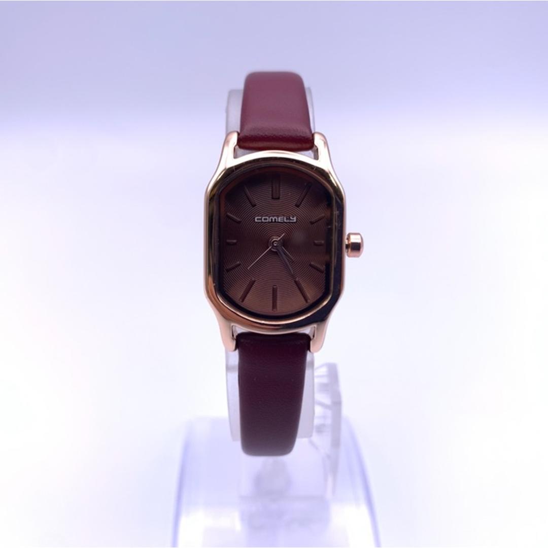 腕時計 レディース かわいい 通販 リストウォッチ レディースウォッチ 時計 とけい 25.5mm x 19.5mm 可愛い おしゃれ アナログ クォーツ式 シンプル ベルト 女性 大人 文字盤 通勤 通学 入学祝い 就職祝い ギフト プレゼント バーガンディー ・