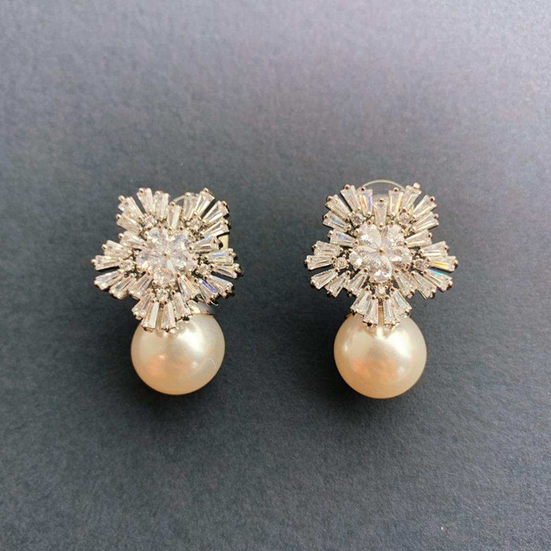 Just Married ピアス E-108 通販 スタッドピアス パール レディース キュービックジルコニア 大人 女性 花嫁 結婚式 プレゼント ギフト シンプル おしゃれ ブランド ジャストマリッド ブライダルアクセサリー レディースジュエリー シルバー ・