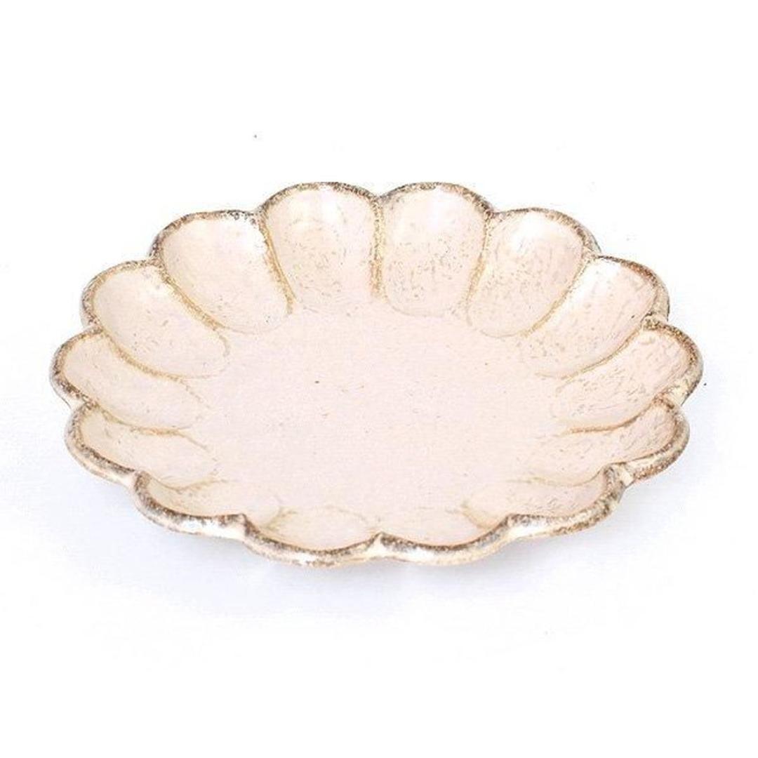 美濃焼 皿 通販 日本製 お皿 プレート 美濃 焼 21.5cm 中皿 丸皿 モーニングプレート 和食器 おしゃれ モダン かわいい 花形 花型 お花 電子レンジ対応 食洗機対応 サラダ デザート ケーキ リンカ 21プレート グルメスタイル キッチン用品 ホワイト ・