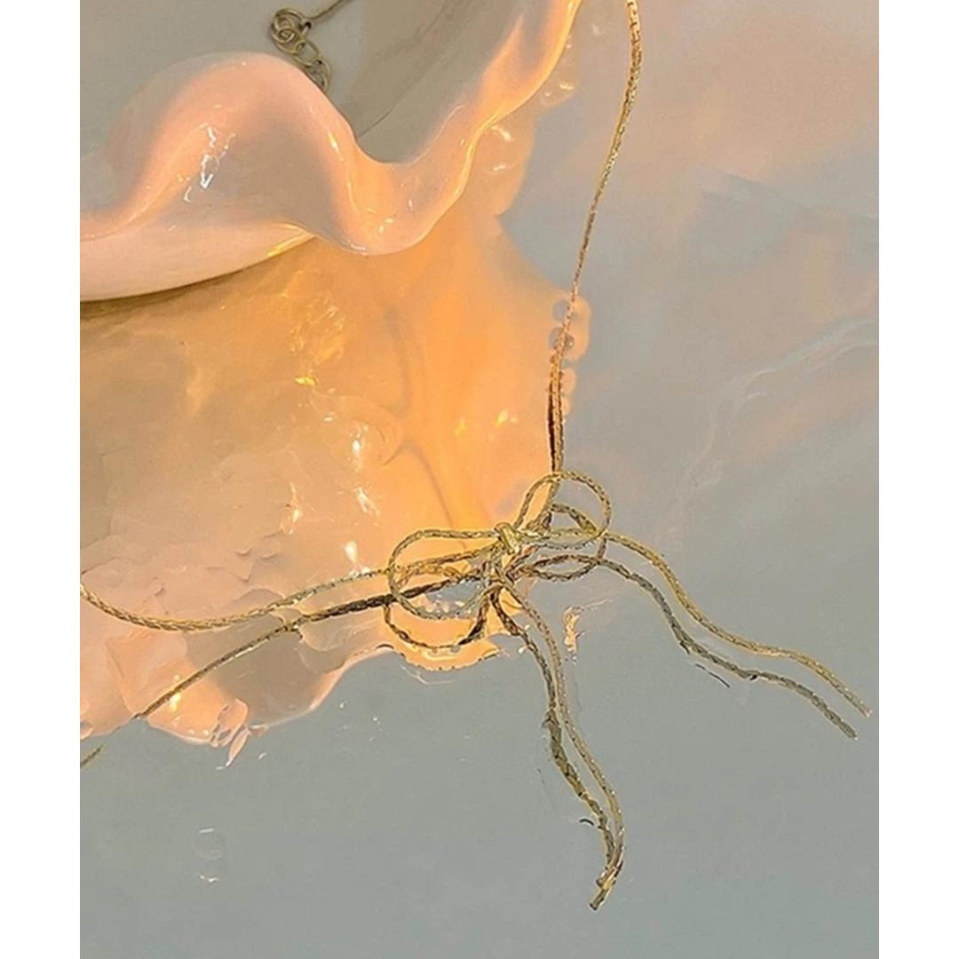 ネックレス レディース シンプル 通販 ダイヤモンドハーツ nec-0350 Diamond Hearts アクセサリー リボン 女性 細い 首輪 おしゃれ かわいい 大人 上品 ギフト プレゼント ブランド 彼女 中学生 高校生 大学生 10代 20代 30代 シルバー ・