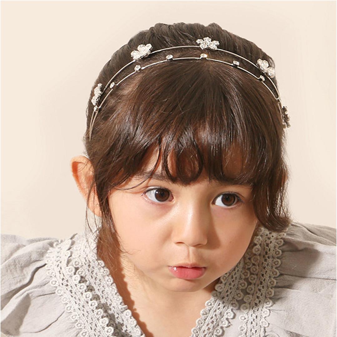 RORA カチューシャ 細め 通販 ローラ アメリア ヘッドドレス ヘアアクセサリー 髪飾り キッズ 子供 子ども こども 女の子 女子 花 お花 キラキラ フォーマル おしゃれ かわいい 入園式 卒園式 入学式 卒業式 発表会 結婚式 キッズファッション ゴールド ・