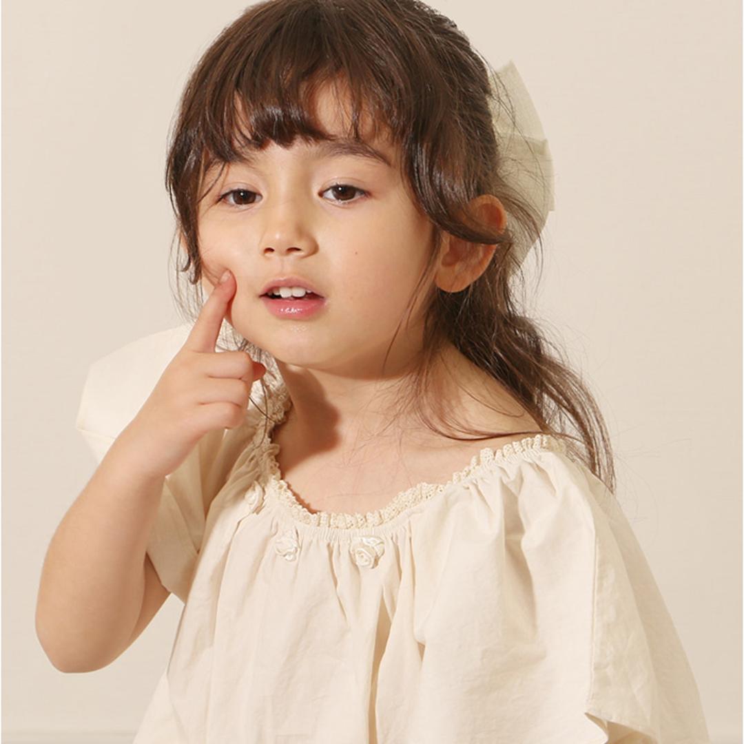 RORA ヘアクリップ 通販 ローラ ケイト バレッタ ヘアアクセサリー 髪飾り キッズ 子供 子ども こども リボン 透け感 大きめ しっかり かわいい おしゃれ 女の子 女子 入園式 卒園式 入学式 卒業式 フォーマル 発表会 結婚式 キッズファッション アイボリー ・
