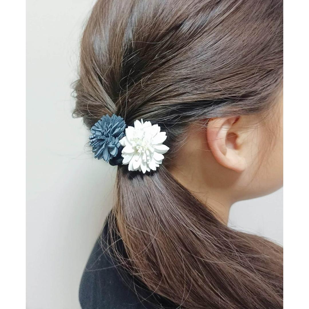 Rora ヘアゴム キッズ おしゃれ 通販 お花 フラワー 48202102 ベラお花モチーフヘアゴム 小さめ 女の子 大人っぽい 卒園式 入学式 卒業式 結婚式 発表会 かわいい オシャレ 可愛い ヘアアレンジ ヘアーアクセサリー ヘアアクセサリー キッズファッション ブルー フリー