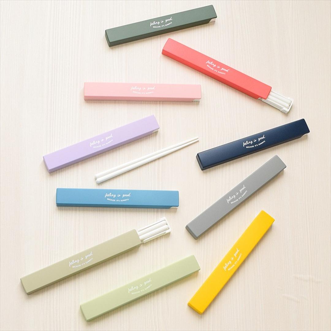 お弁当 箸セット 通販 日本製 お箸セット 箸 セット お弁当用 カトラリーセット ランチ 弁当用箸 携帯用箸 お箸 18cm ケース付き スライドケース カトラリー 大人 高校生 中学生 おしゃれ かわいい 弁当用カトラリー 携帯用カトラリー 食器 ピンク ・